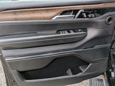 2024 Jeep Grand Wagoneer L Base