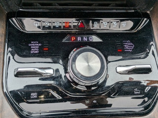 2024 Jeep Grand Wagoneer L Base