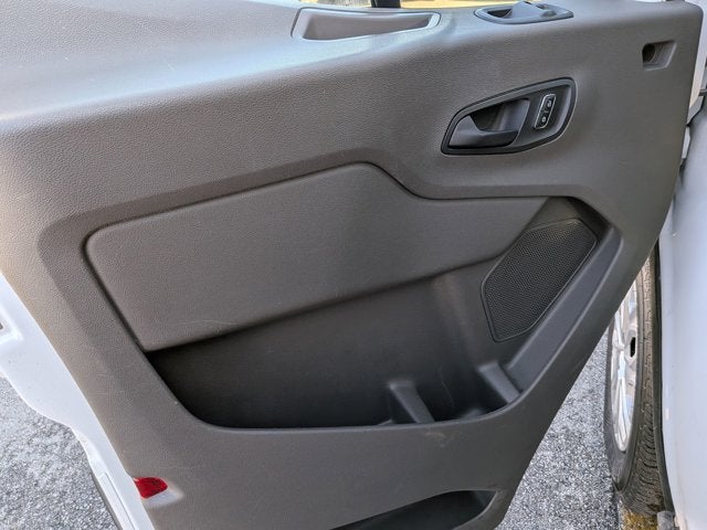 2023 Ford Transit 15 Passenger Wagon XLT