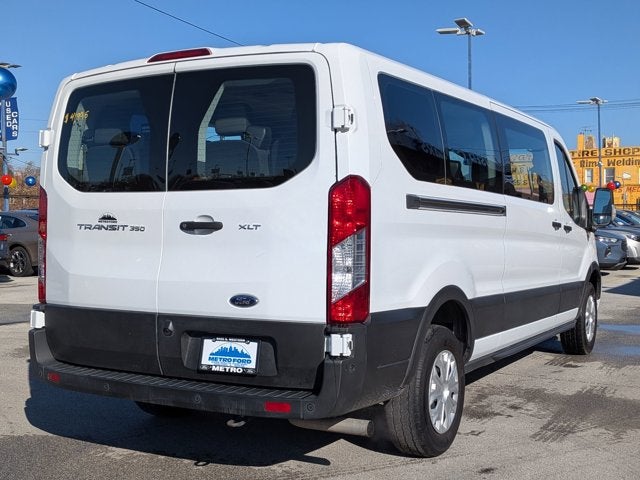 2023 Ford Transit 15 Passenger Wagon XLT