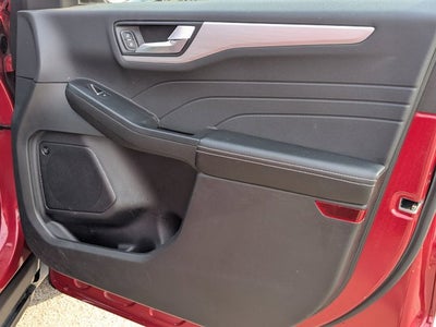 2024 Ford ESCAPE PHEV