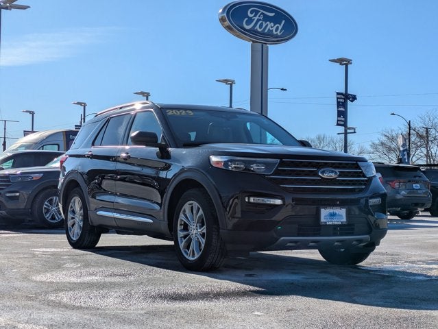 2023 Ford Explorer XLT