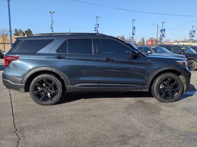 2023 Ford Explorer ST-Line