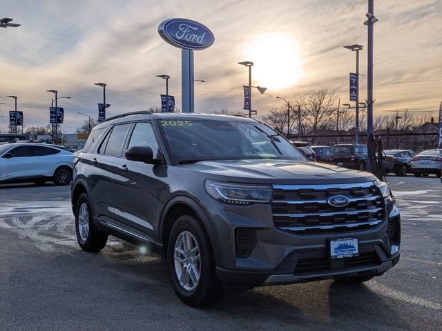 2025 Ford Explorer Active