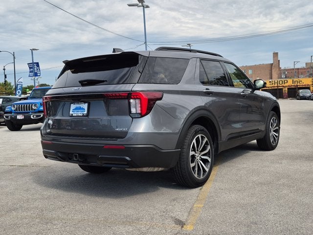 2025 Ford Explorer ST-Line