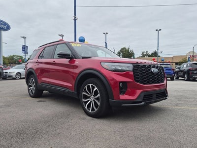 2025 Ford Explorer ST-Line