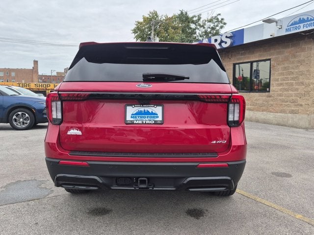 2025 Ford Explorer ST-Line