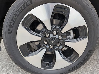 2025 Ford F-150 Lightning Platinum
