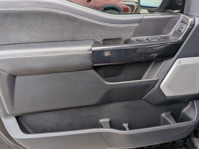 2025 Ford F-150 Lightning Platinum