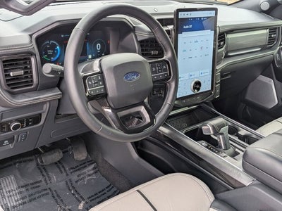 2025 Ford F-150 Lightning Platinum