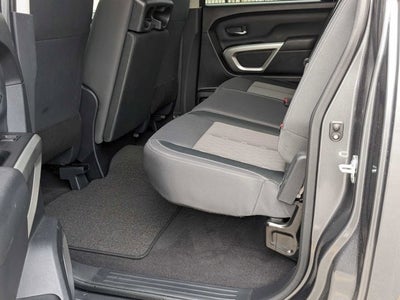 2023 Nissan Titan SV