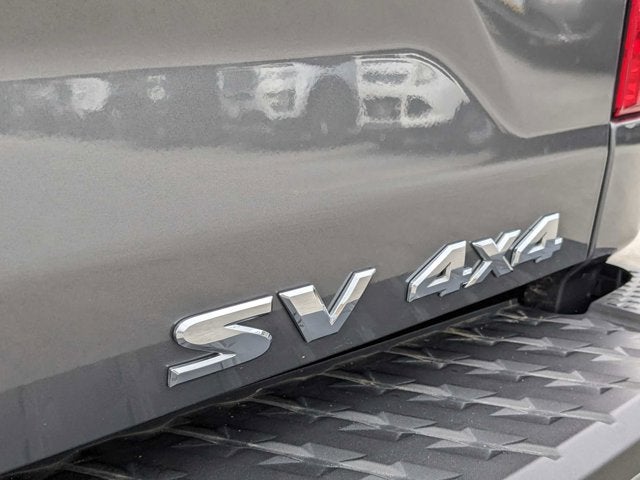 2023 Nissan Titan SV