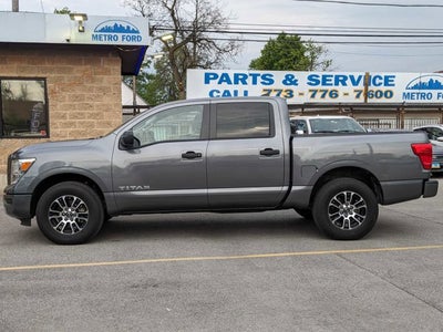 2023 Nissan Titan SV