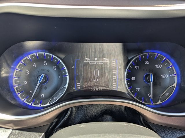 2023 Chrysler Voyager LX