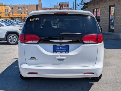 2023 Chrysler VOYAGER LX
