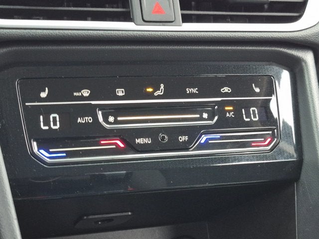 2025 Volkswagen Taos SE