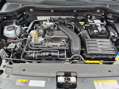 2025 Volkswagen Taos SE