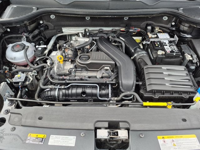 2025 Volkswagen Taos SE