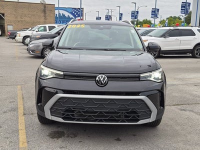 2025 Volkswagen Taos SE