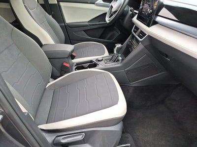 2025 Volkswagen Taos SE