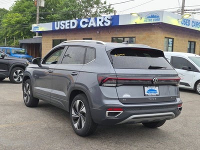 2025 Volkswagen Taos SE