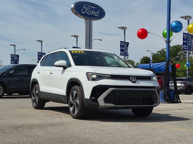 2025 Volkswagen Taos SE