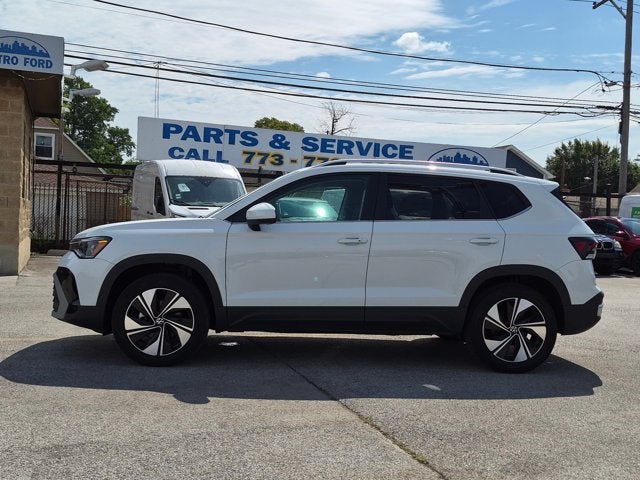 2025 Volkswagen Taos SE