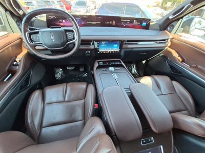 2025 Lincoln NAVIGATOR Reserve