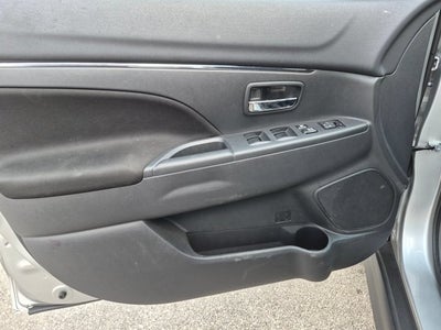 2025 Mitsubishi Outlander Sport ES