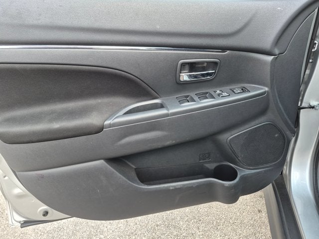 2025 Mitsubishi Outlander Sport ES