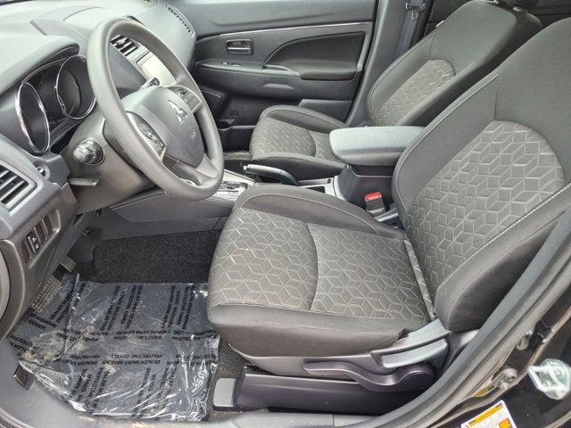 2025 Mitsubishi Outlander Sport S