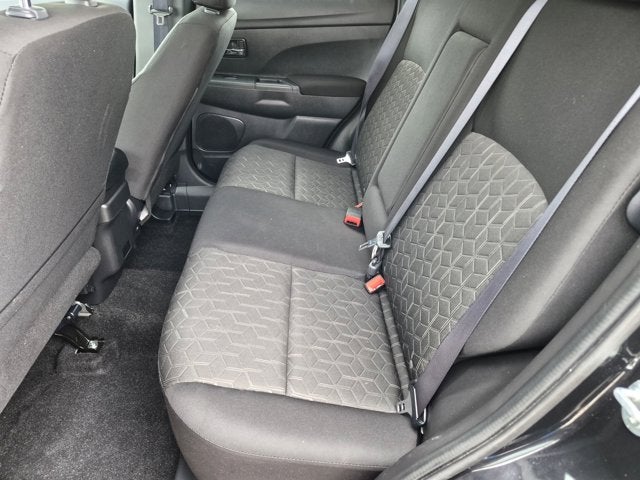 2025 Mitsubishi Outlander Sport S