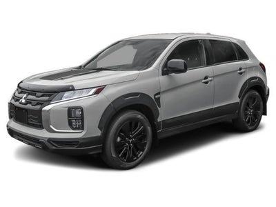 2025 Mitsubishi OUTL Base