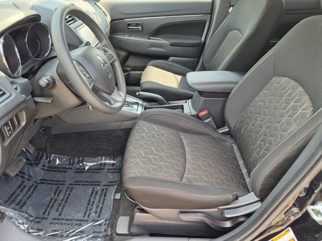 2025 Mitsubishi Outlander Sport ES