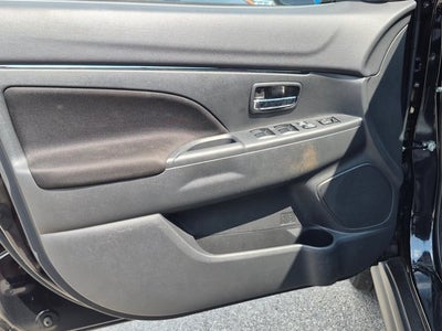 2025 Mitsubishi Outlander Sport ES