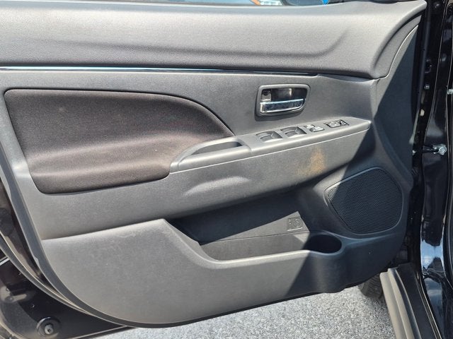 2025 Mitsubishi Outlander Sport ES