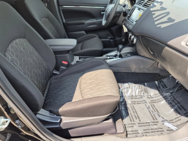 2025 Mitsubishi Outlander Sport ES