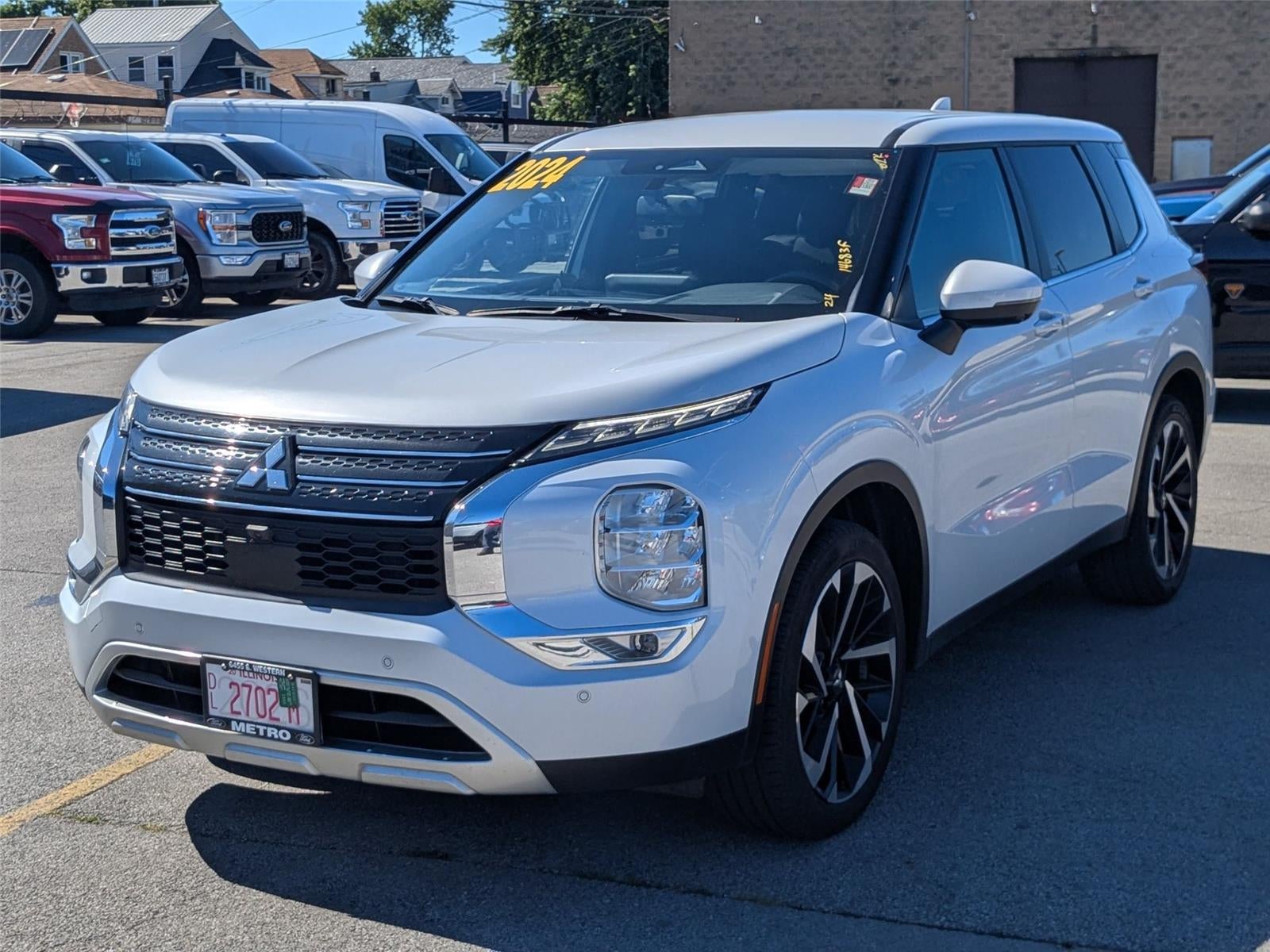 2024 Mitsubishi Outlander SE