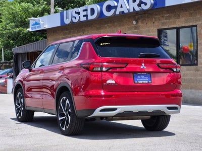 2024 Mitsubishi Outlander SE
