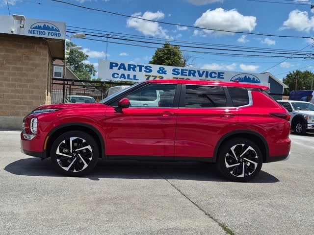 2024 Mitsubishi Outlander SE