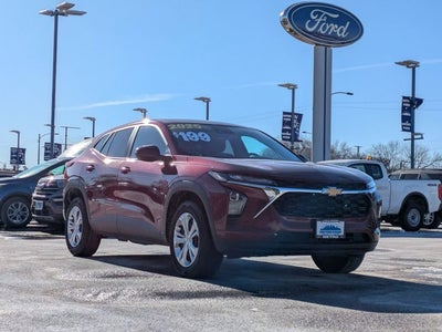 2025 Chevrolet Trax LS