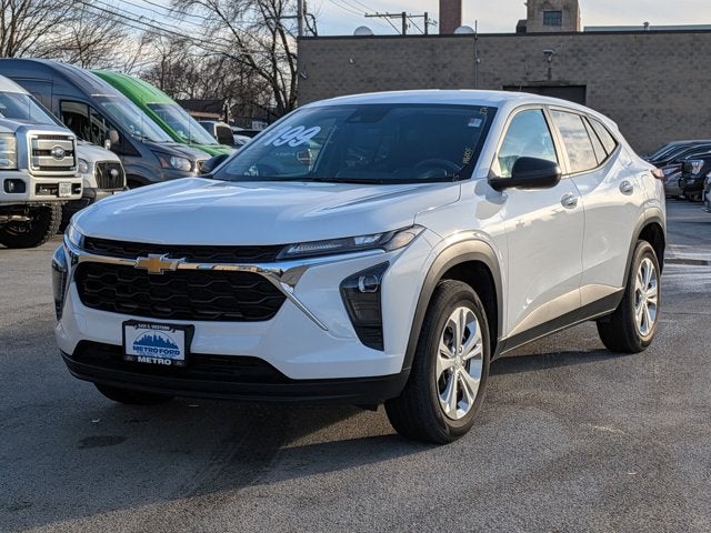 2025 Chevrolet Trax LS