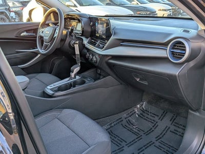 2025 Chevrolet Trax LS