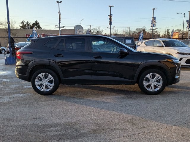 2025 Chevrolet Trax LS