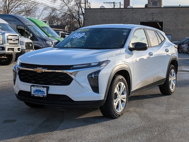 2025 Chevrolet Trax LS