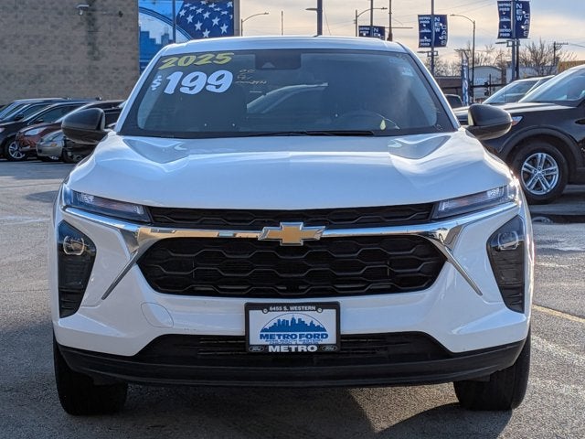 2025 Chevrolet Trax LS