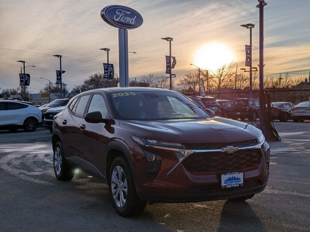 2025 Chevrolet Trax LS