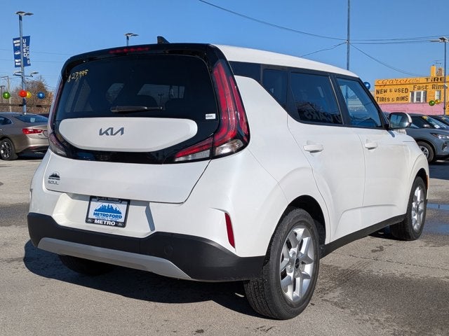 2024 Kia Soul LX